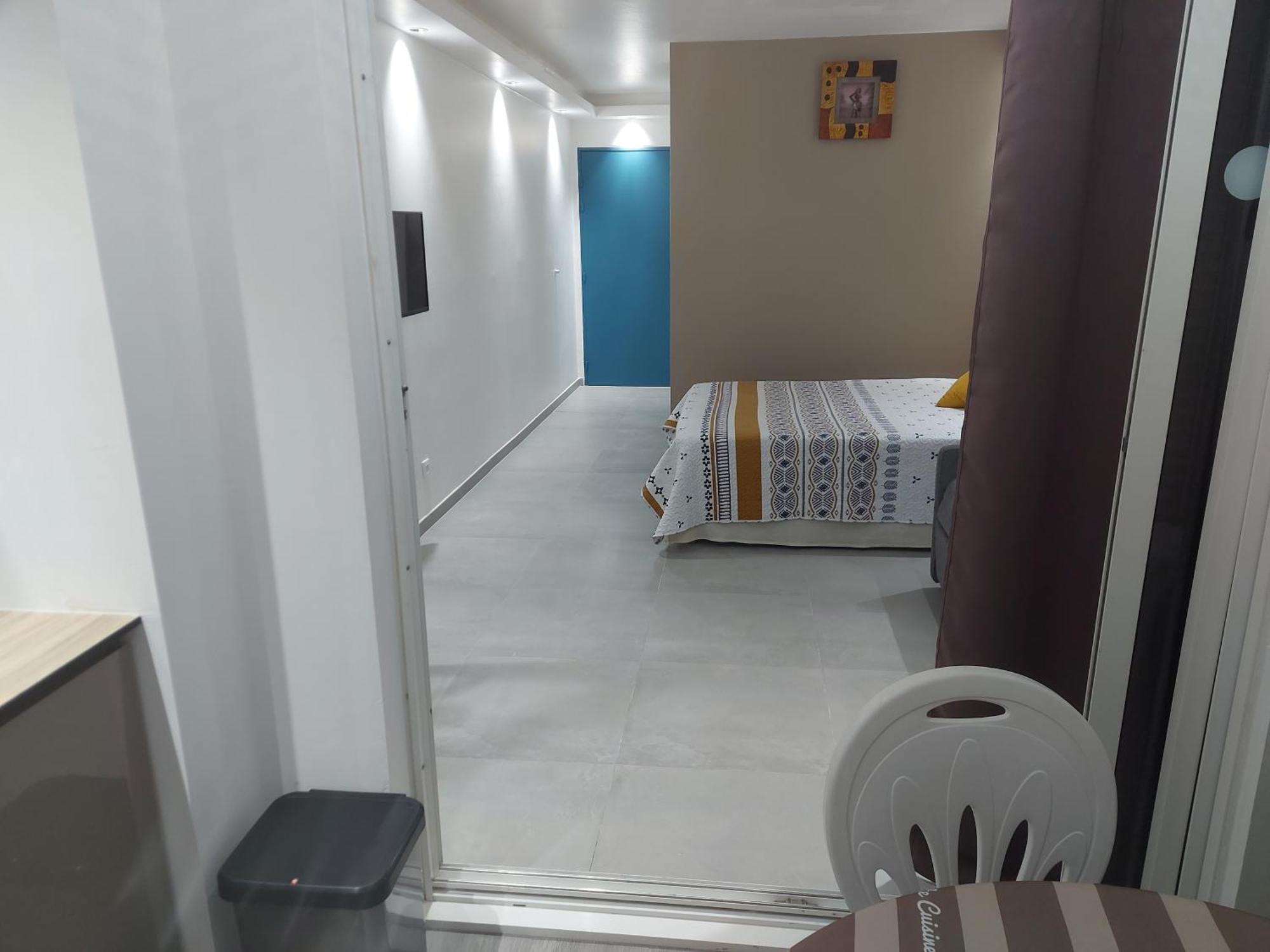 Le Marlon Apartment La Trinite Bagian luar foto
